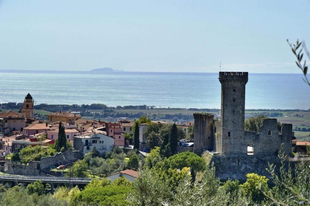 Appartamento Bellavista Castelnuovo Magra Esterno foto