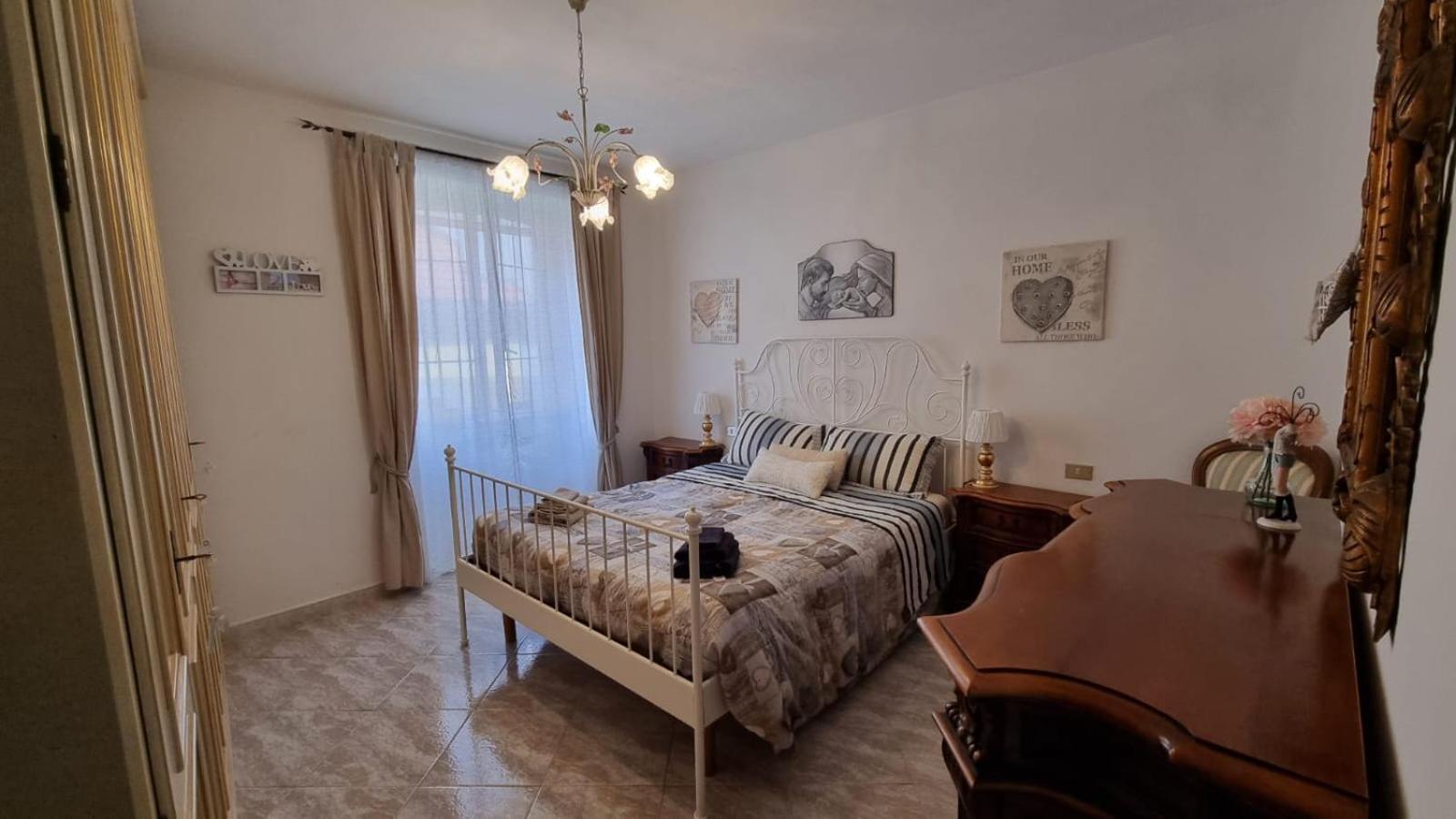 Appartamento Bellavista Castelnuovo Magra Esterno foto